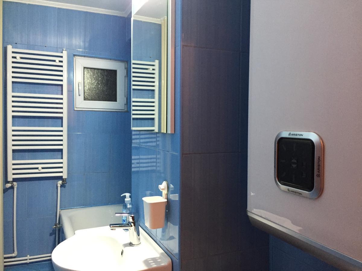Center Apartment Galaţi Екстериор снимка