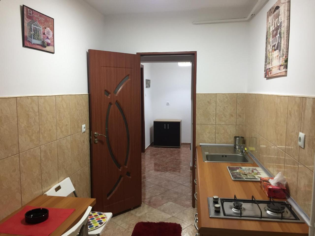Center Apartment Galaţi Екстериор снимка